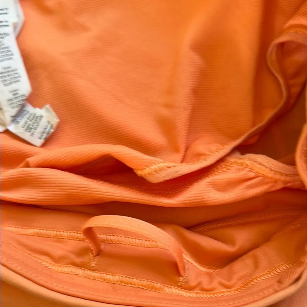 Lululemon Women's Orange Speed Up Shorts size 6 - Picture 13 of 14